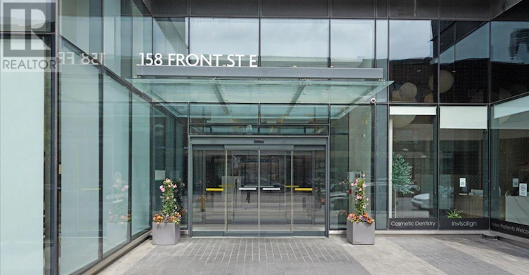 1018-158 Front Street E, Toronto, ON, M5A 0K9 - 2