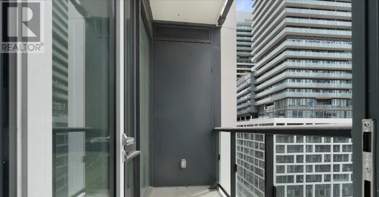 1018-158 Front Street E, Toronto, ON, M5A 0K9 - 18