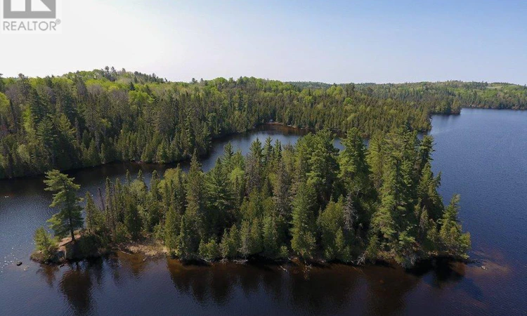 0 Strathcona Island