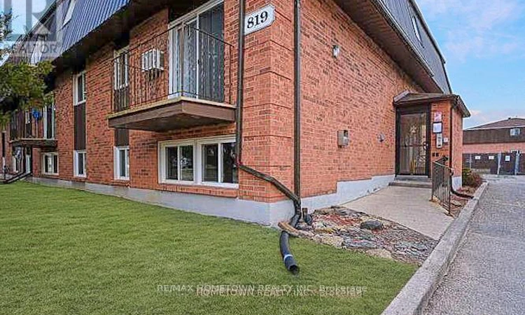 6-819 Macodrum Drive