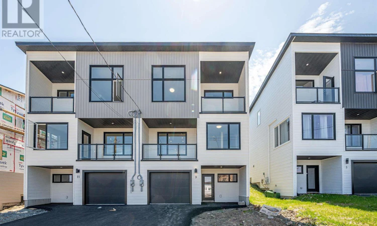 9 Swivel Court