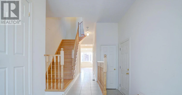 100 Ness Drive, Richmond Hill, ON, L4S 0K9 - 6