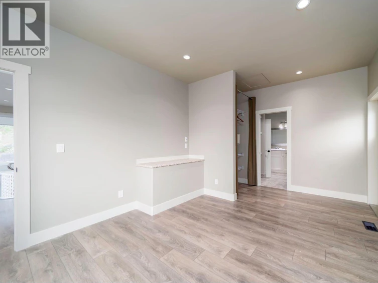 9887 W Okanagan Centre Road, Lake Country, BC, V4V 2J3 - 54