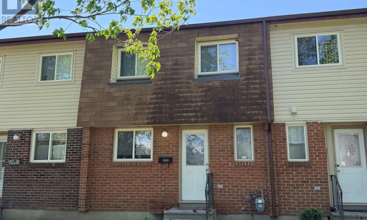 B-46 Forester Crescent