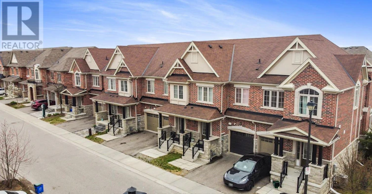 41 Mazarine Lane, Richmond Hill, ON, L4S 0G2 - 2