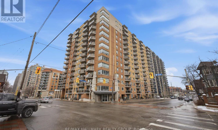 PH13-429 Somerset Street W