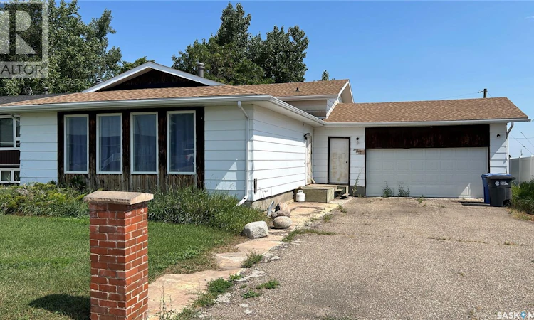 333 Dominion Bay