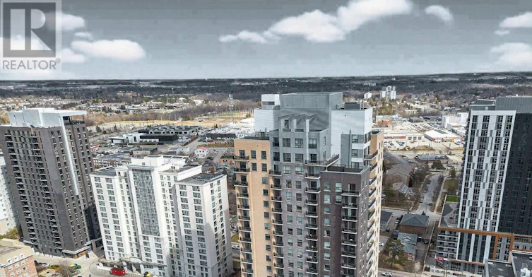 2102-318 Spruce Street, Waterloo, ON, N2L 0E9 - 2