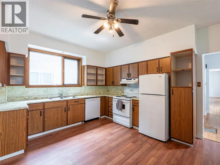 308/310 Carbonate Street, Nelson, BC, V1L 4P2 - 9