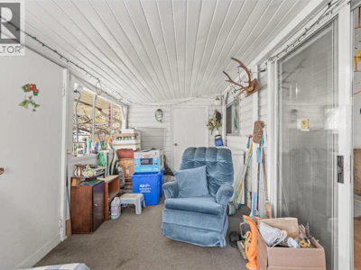36-2727 Lakeshore Road - 5