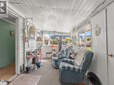 36-2727 Lakeshore Road - 4