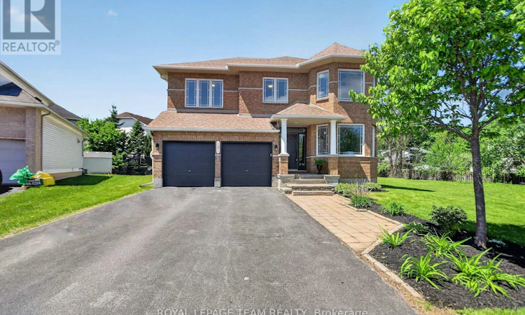 121 Muskego Crescent
