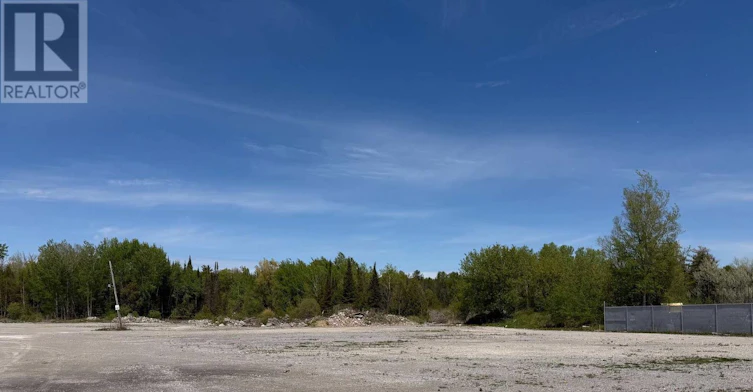 3440 Davis Drive, Whitchurch-Stouffville, ON, L3Y 4W1 - 2