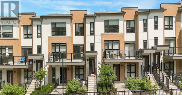 208-155 Canon Jackson Drive, Toronto, ON, M6M 0E1