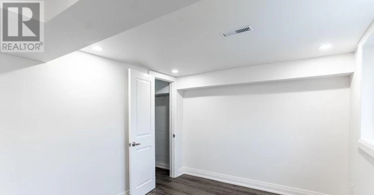 BSMT-107 Cabana Drive, Toronto, ON, M9L 1L1 - 8