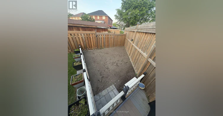 BSMT-107 Cabana Drive, Toronto, ON, M9L 1L1 - 14
