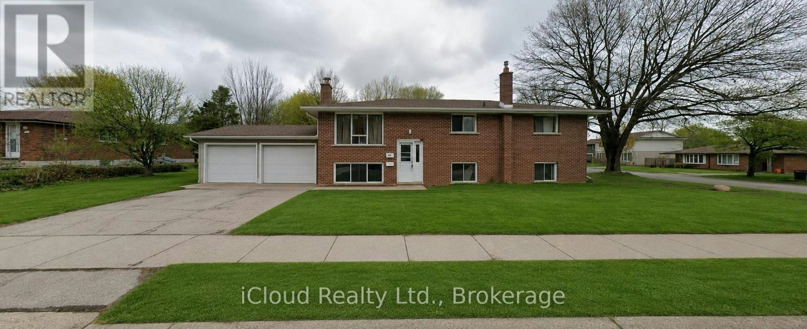 536 Glen Forrest Boulevard, Waterloo, ON, N2L 4J2
