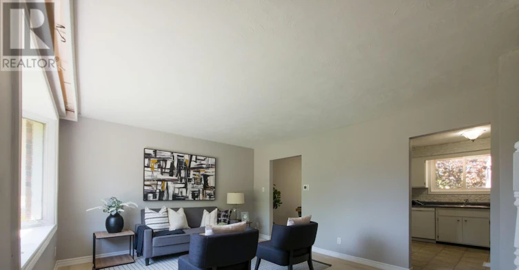 11 Elmsdale Drive, Kitchener, ON, N2E 1H7 - 3