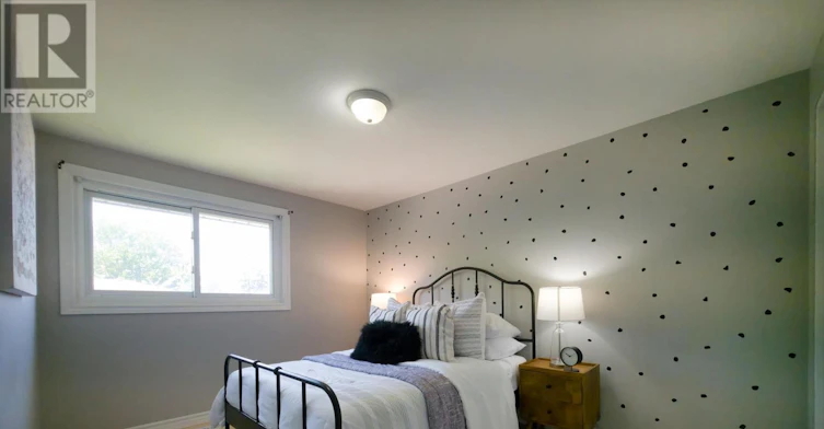 11 Elmsdale Drive, Kitchener, ON, N2E 1H7 - 10