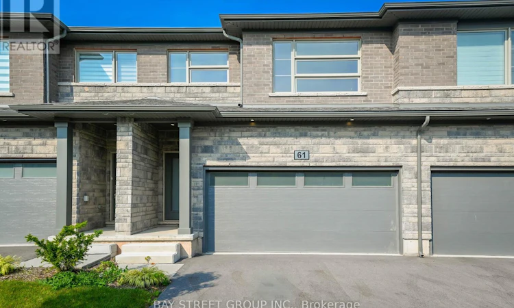 61-4552 Portage Road