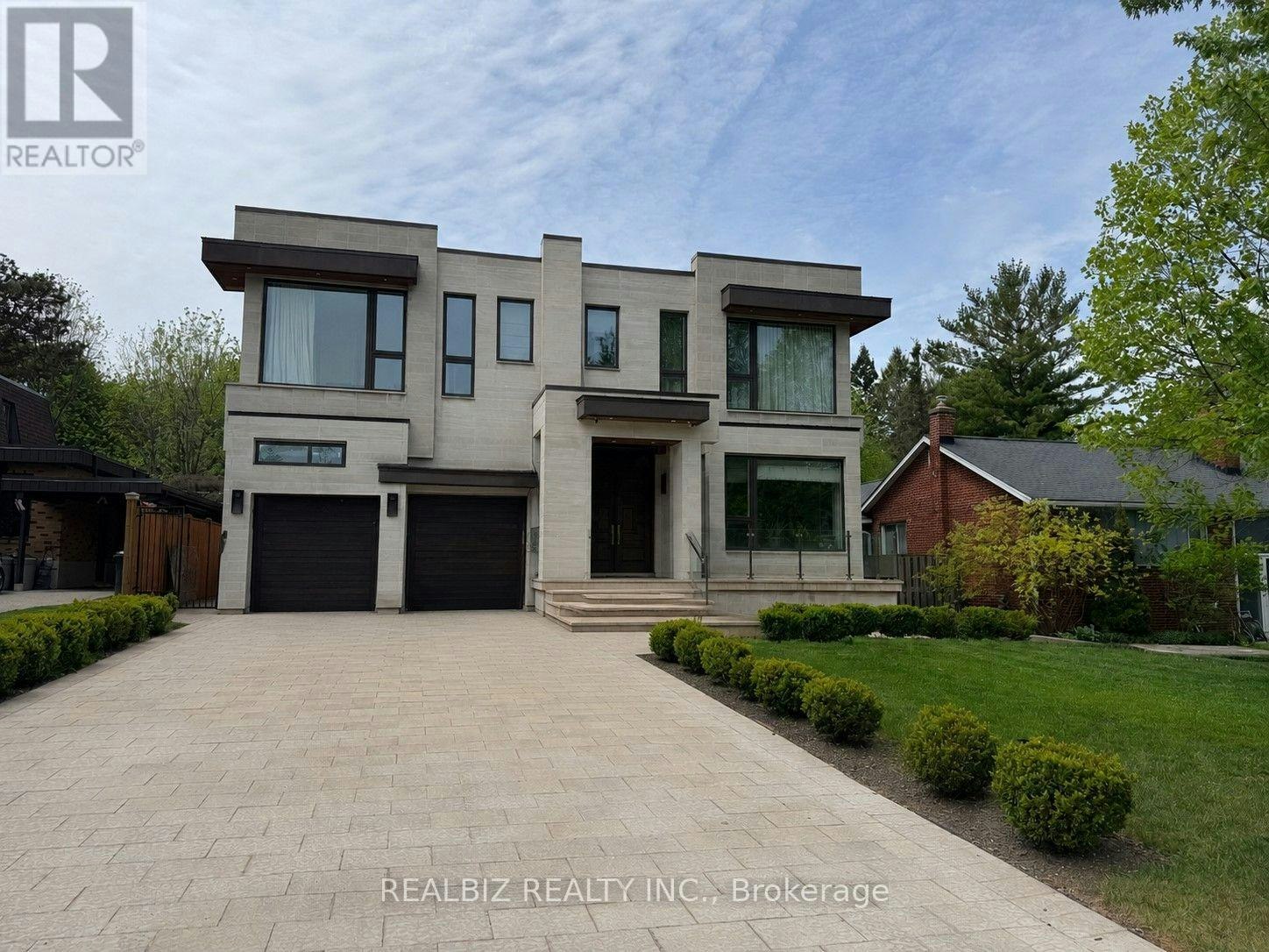 39 Hemford Crescent, Toronto, ON, M3B 2S4