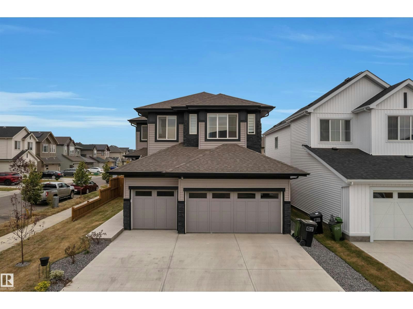 22534 98a Avenue NW, Edmonton, AB, T5T 7R7