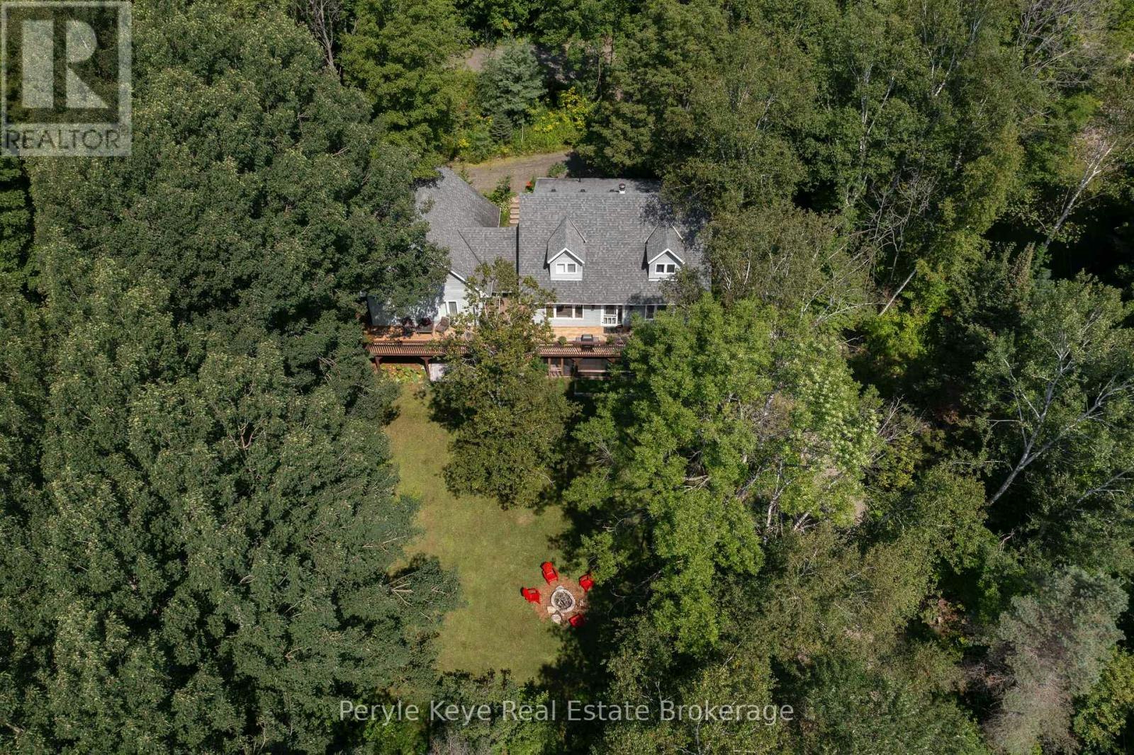 1042 Hillside Crescent, Lake of Bays, ON, P1H 2J6