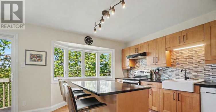 34 Huntview Private, Ottawa, ON, K1V 0M5 - 7