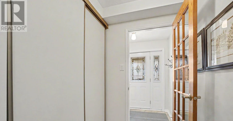 34 Huntview Private, Ottawa, ON, K1V 0M5 - 3