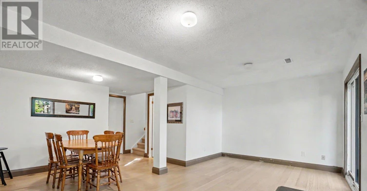 34 Huntview Private, Ottawa, ON, K1V 0M5 - 26