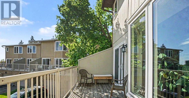 34 Huntview Private, Ottawa, ON, K1V 0M5 - 18