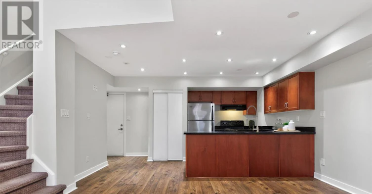 115-21 Earl Street, Toronto, ON, M4Y 3C8 - 6