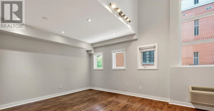 115-21 Earl Street, Toronto, ON, M4Y 3C8 - 11