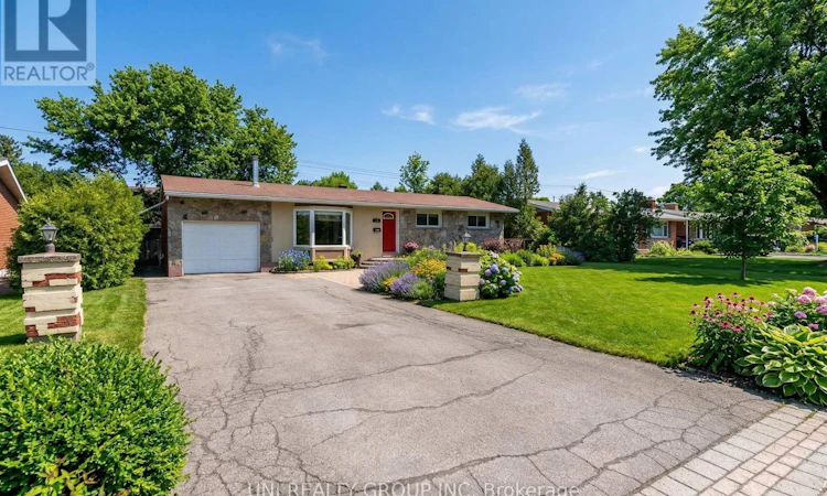 17 Forest Park Avenue
