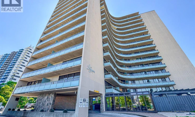 1116-111 Riverside Drive East