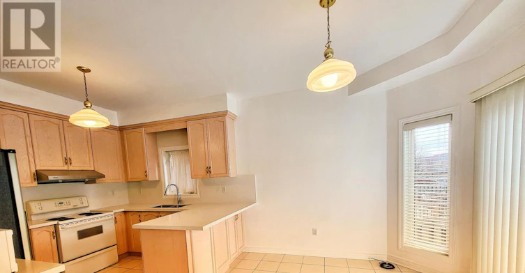 MAIN-37 Sandham Crescent, Markham, ON, L3S 4J7 - 5