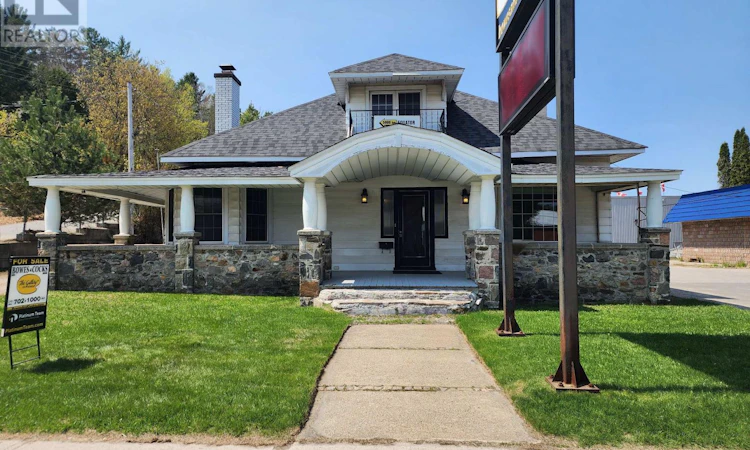 124 Maple Avenue