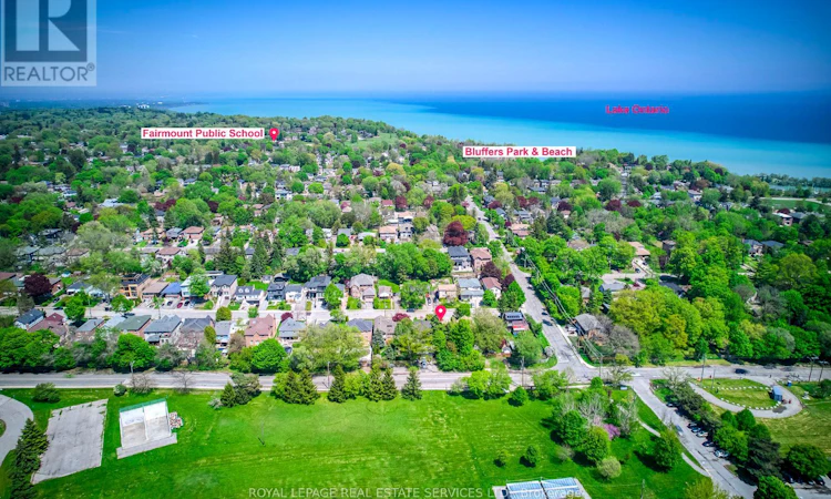 10 Thatcher Avenue