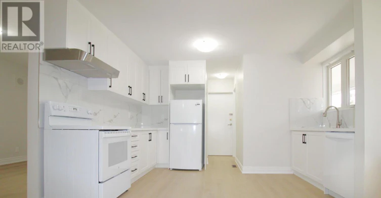 MAIN-1990 Liverpool Road, Pickering, ON, L1V 1W5 - 2