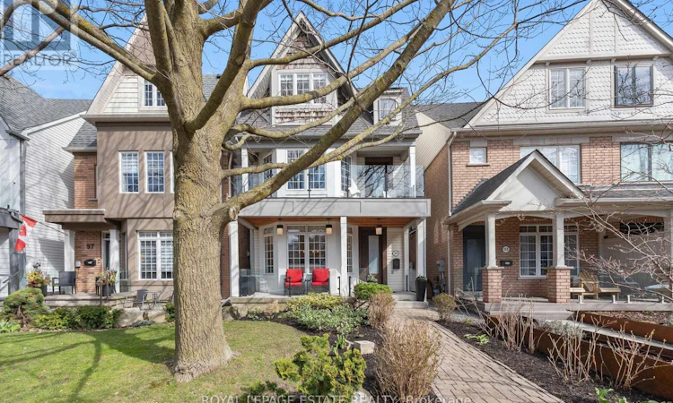 95 Boardwalk Drive