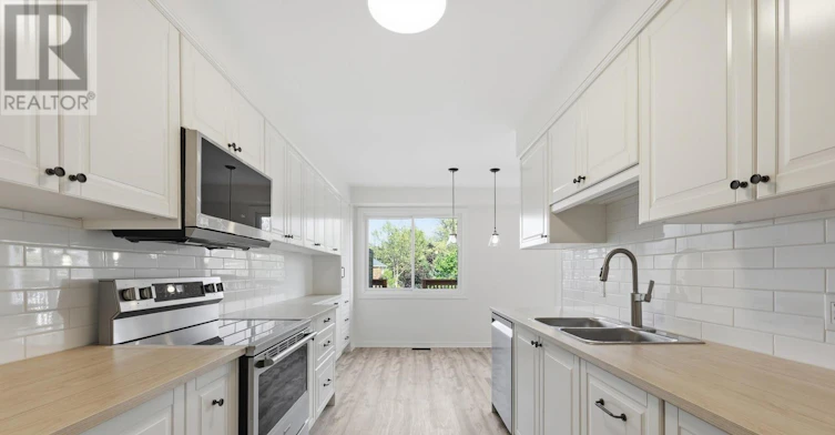 46 Lisbon Pines Drive, Cambridge, ON, N1R 7Z9 - 11
