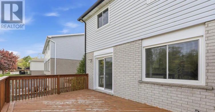 46 Lisbon Pines Drive, Cambridge, ON, N1R 7Z9 - 25