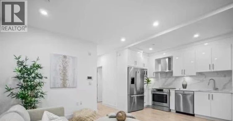 4793 Slocan Street, Vancouver, BC, V5R 2A2 - 3