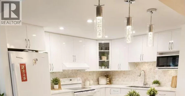 1512-6611 Minoru Blv, Richmond, BC, V6Y 1Y9 - 4