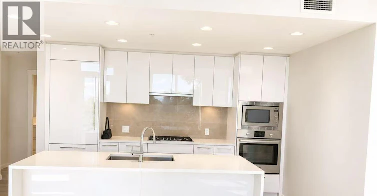 809-3533 Ross Drive, Vancouver, BC, V6S 0L3