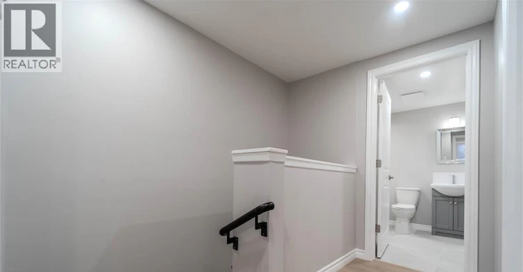 5414 Lassaline Avenue, Windsor, ON, N8T 1A8 - 8