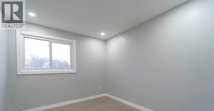 5414 Lassaline Avenue, Windsor, ON, N8T 1A8 - 12