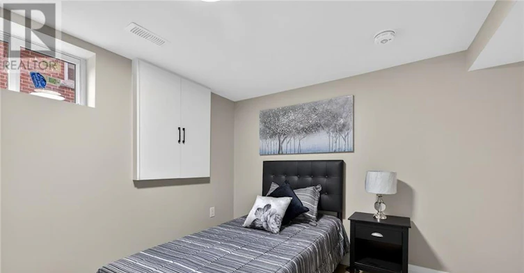 LOWER-150 Brucedale Avenue E, Hamilton, ON, L9A 1N6 - 10
