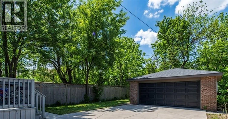 UPPER-493 Wellington Avenue, Windsor, ON, N9A 5J3 - 24