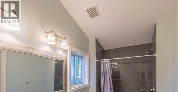UPPER-493 Wellington Avenue, Windsor, ON, N9A 5J3 - 17